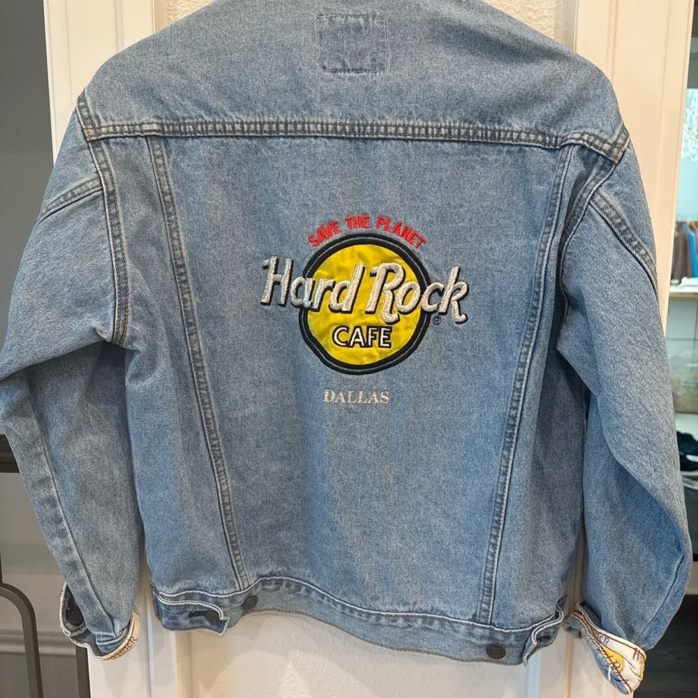 Vintage Hard Rock Cafe Dallas Denim Jacket Size 12 | 90s Embroidered Jean Jacket - Picture 4 of 4
